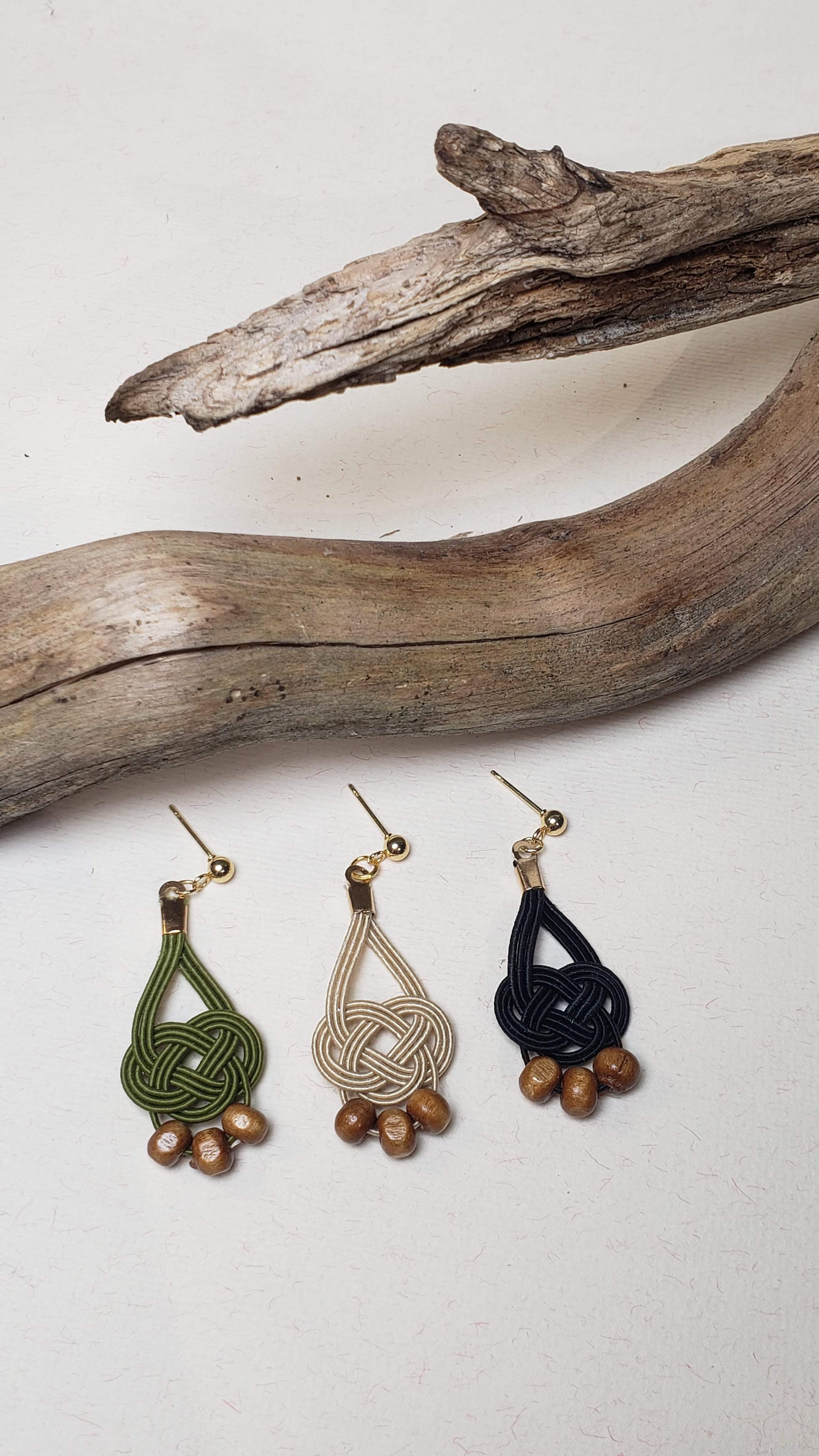 森の雫　Forest Drops